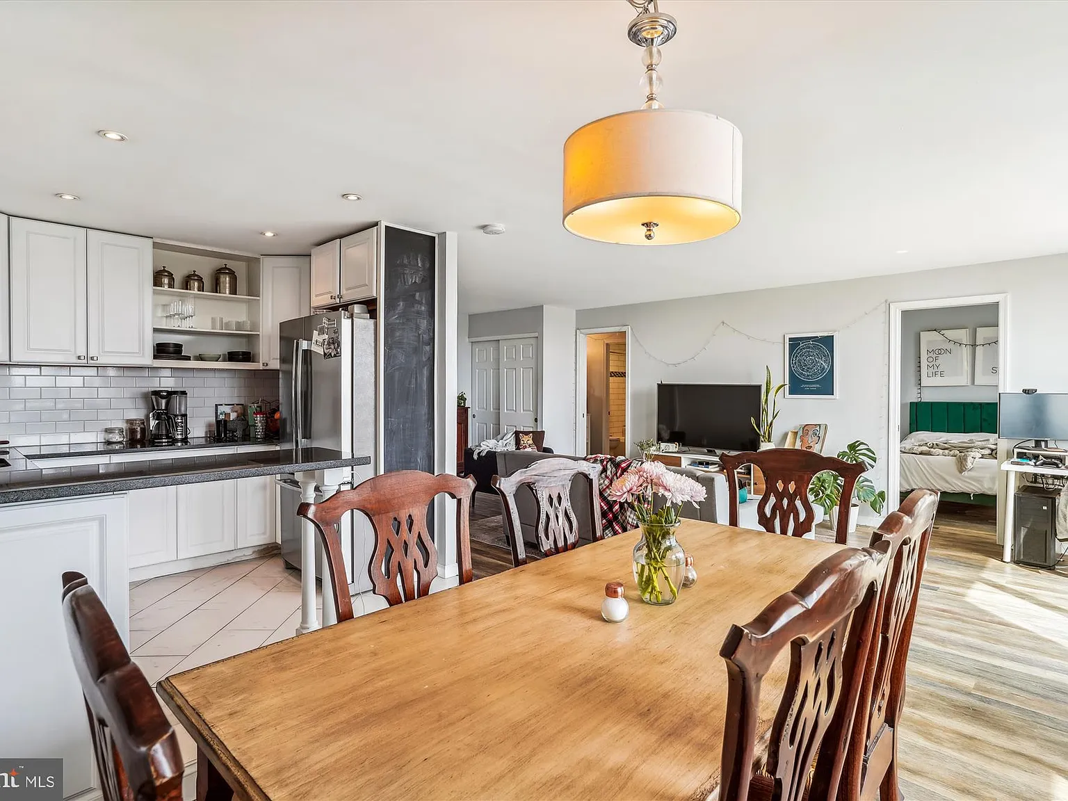 1510 Condominium — Photo 4
