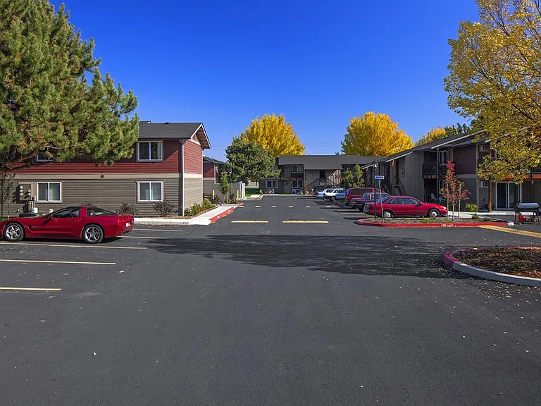 Sunrise Estates I — Photo 13