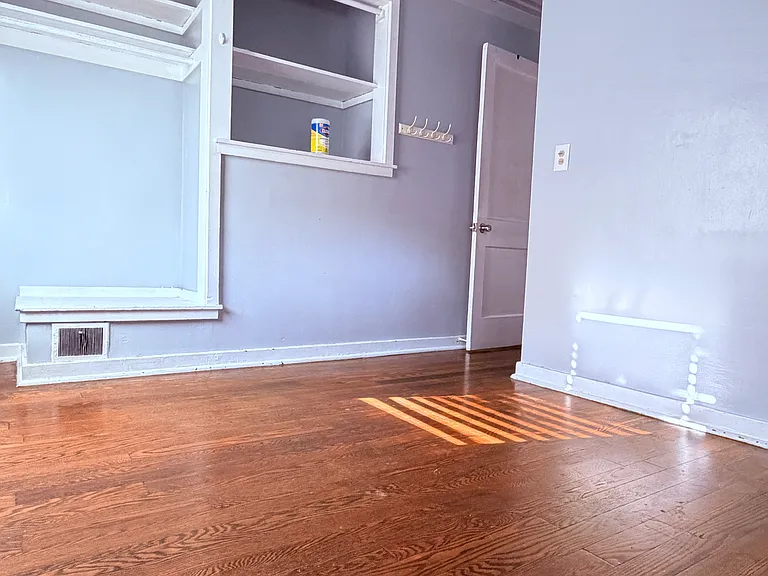 64 Thompson Cir — Photo 9