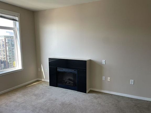 4th image of 2721 1st Ave Unit 1204
