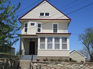 416 Maple St, Burlington, IA 52601