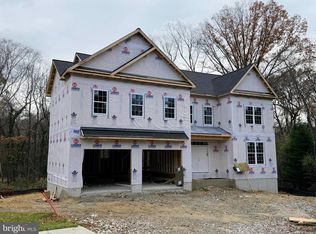 51 Stratford Dr, Severna Park, MD 21146