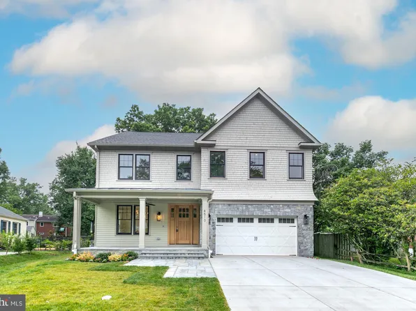 4510 Puller Dr, Kensington, MD 20895