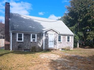 8 Little Cove Cir, West Dennis, MA 02670