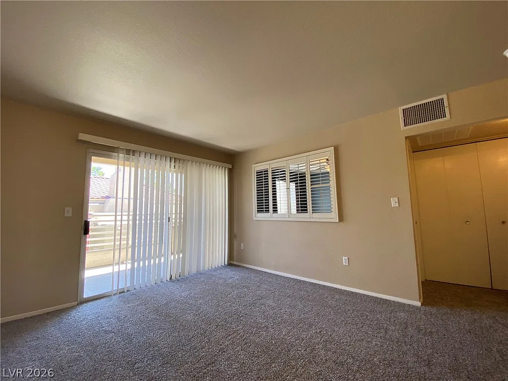 1 bed, 1.0 bath, 560 sqft, $1,150 — Photo 2