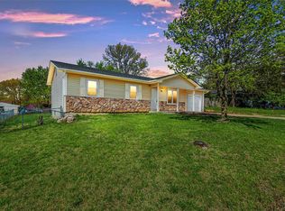 1000 Mahogany Dr, Troy, MO 63379