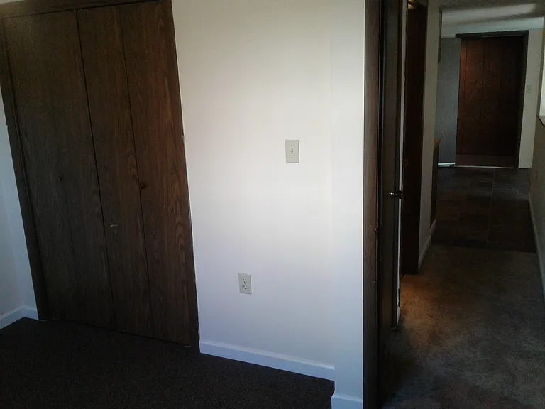 W Sharon Ave — Photo 9