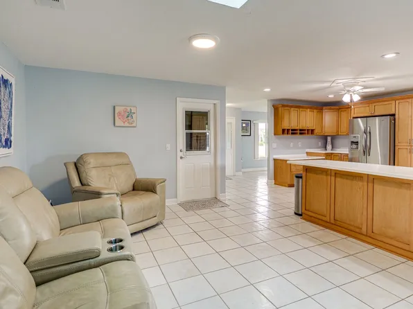 1695 Rochelle Pkwy #Id1591309p, Merritt Island, FL 32952