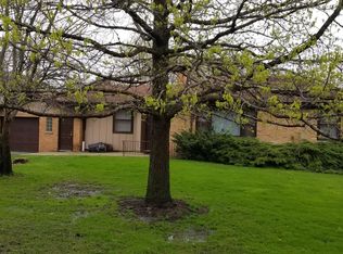 4711 Winchester Ave, Lisle, IL