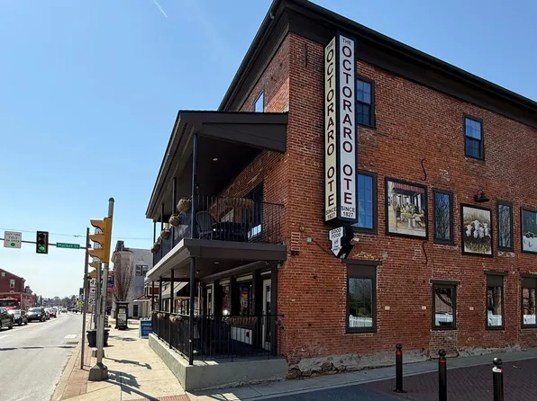 2 S 3rd St #2, Oxford, PA 19363