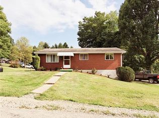Huron Cir, New Alexandria, PA 15670