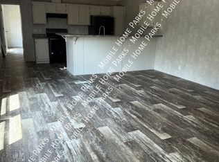 411 Sherwood Dr #R, New Kensington, PA 15068