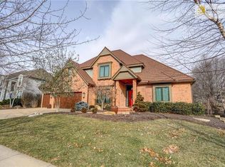 4900 W 138th St, Leawood, KS 66224