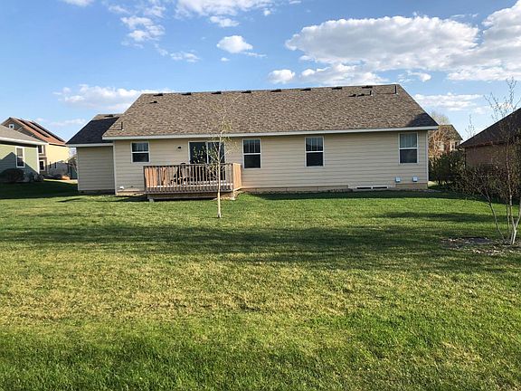 2nd image of 1205 Superior Dr