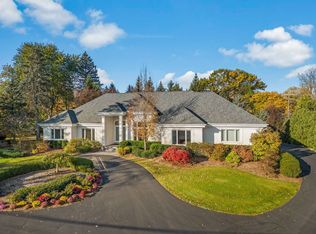 5540 Franklin Rd, Bloomfield Hills, MI 48301