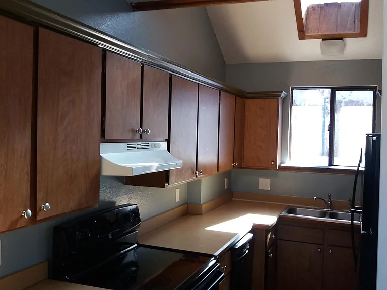 26152 S End Rd — Photo 7