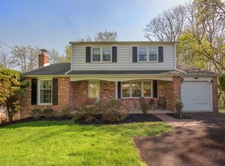 46 Pinetree Dr, Audubon, PA 19403