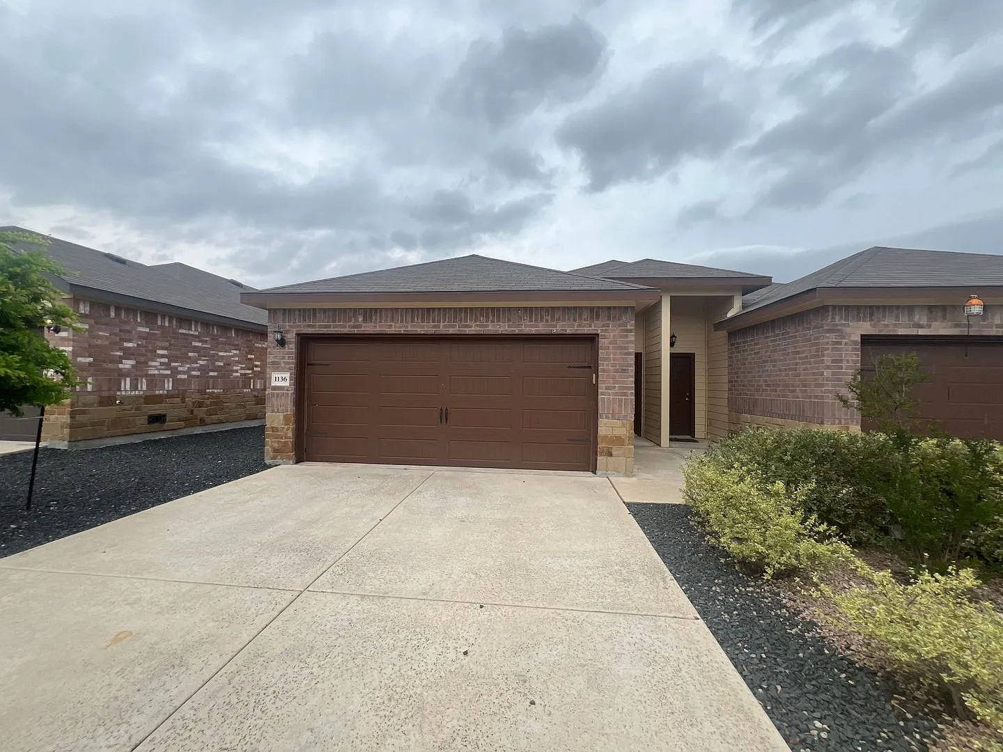 Luxury 3/2Duplex in Seguin, TX — Photo 3