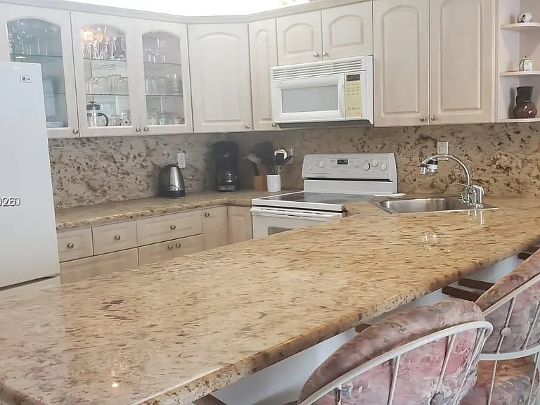 3725 S Ocean Dr #1208 — Photo 11