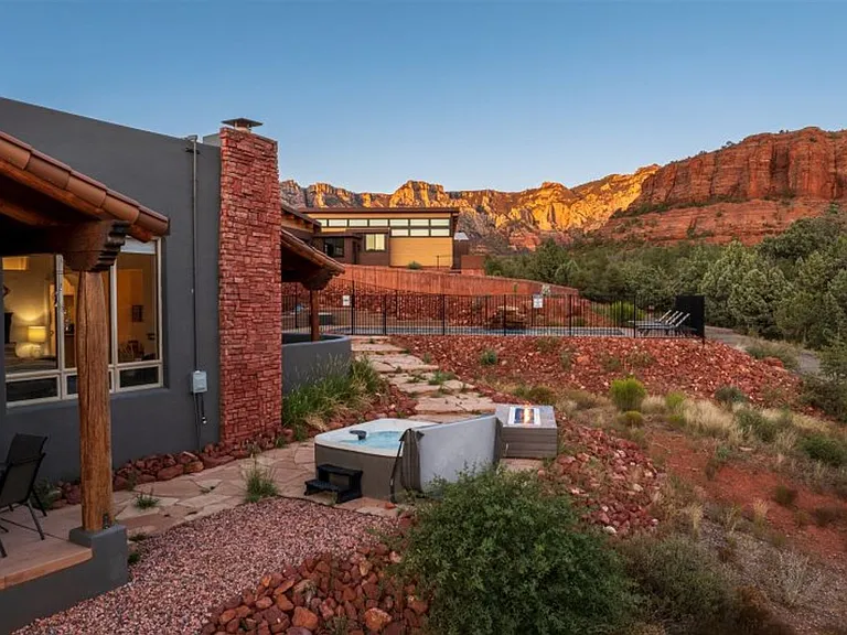60 Painted Canyon Dr — Photo 32