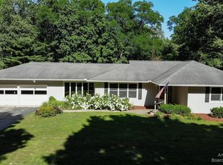 7391 Bush Rd, Chelsea, MI 48118