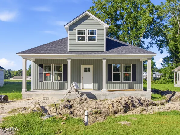 312 Camp Creek Drive, Oriental, NC 28571