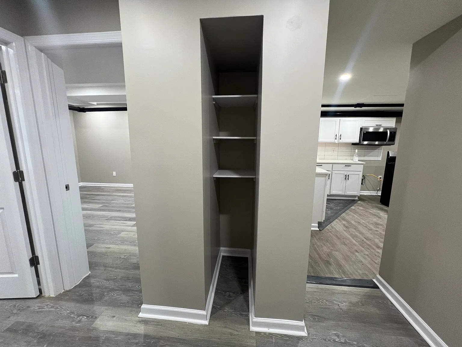 132 S Harrison St — Photo 4
