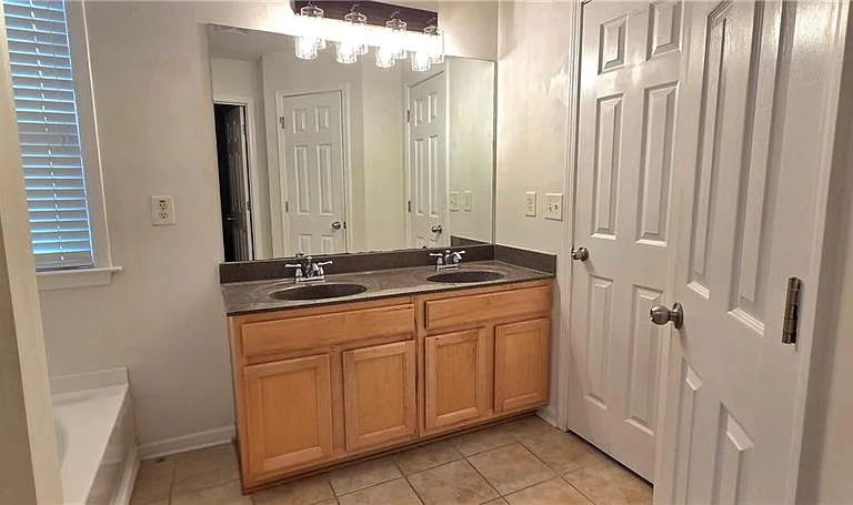 6150 Indian Wood Cir SE — Photo 16