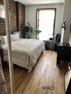 Rented by Space Real Estate | media 23