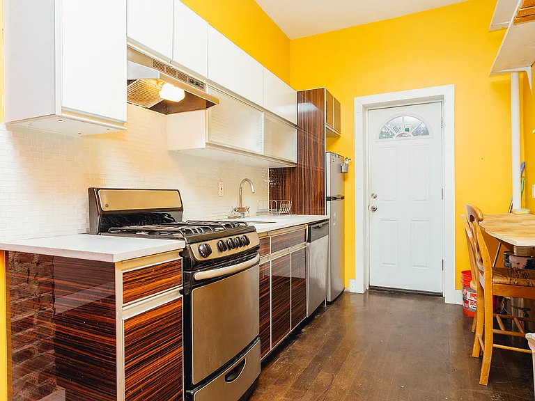 1426 Putnam Ave #1B — Photo 1