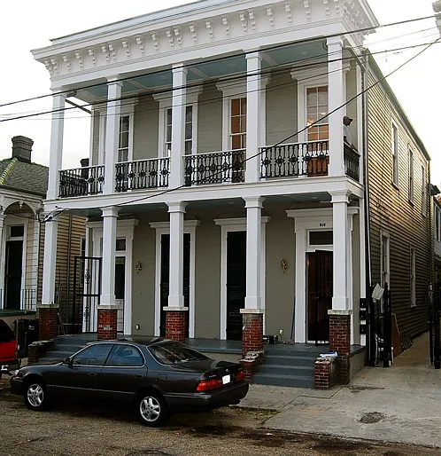 918 Jackson Ave #918