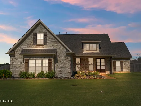 309 Garrison Dr, Senatobia, MS 38668