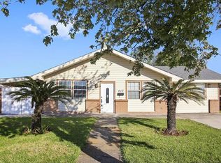 417 Cherrywood Dr, Gretna, LA 70056