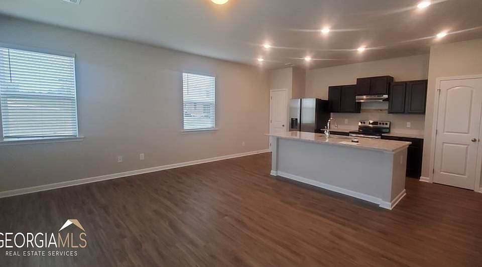 56 Sanders Xing Newnan, GA, 30263 Apartments for Rent Zillow