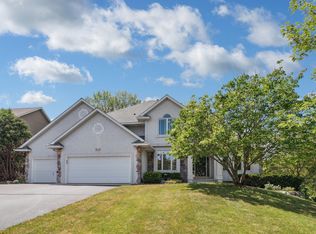 9852 Windsor Ter, Eden Prairie, MN 55347