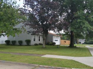 1539 Deer Path Dr, Cambridge, OH 43725