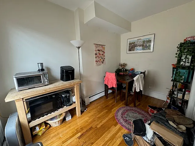 Apartment In Building, Hoboken, NJ, 07030 — Photo 3