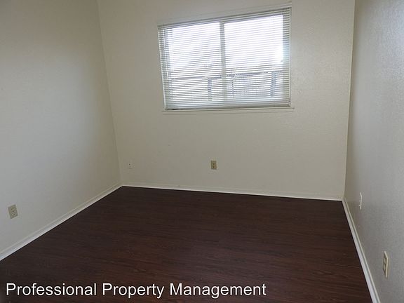 5th image of 4825 Ehrhardt Ave