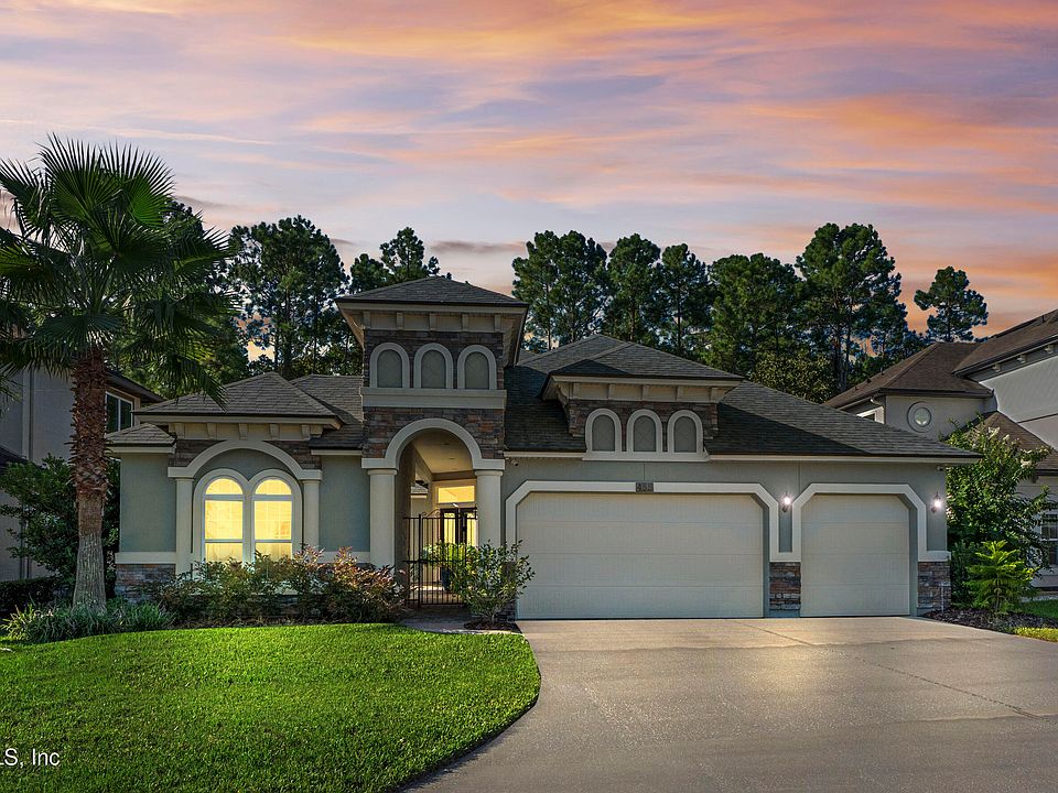 1st image of 455 CLOISTERBANE Drive