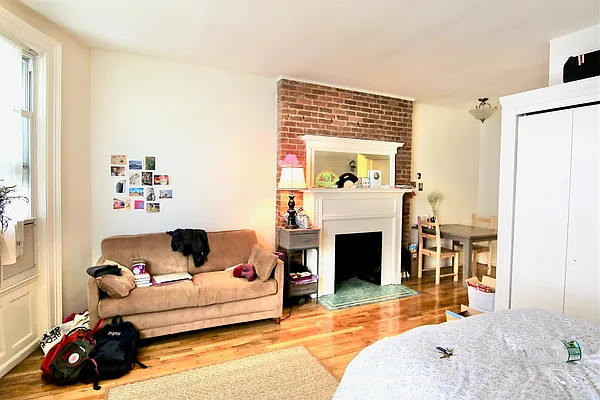 Rented by JK Dansar Corp | media 20