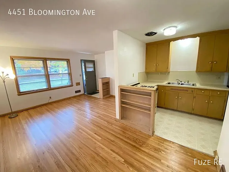 4451 Bloomington Ave — Photo 3