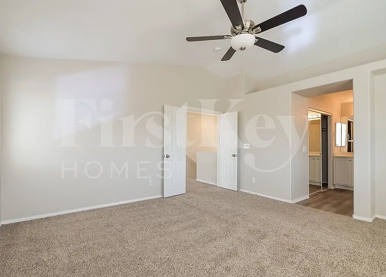 6417 Strongbow Dr — Photo 6