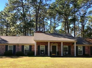 304 Tallokas Rd, Moultrie, GA 31768
