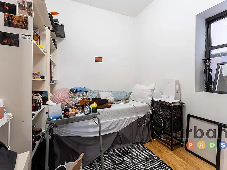 128 Manhattan Ave #1R — Photo 10