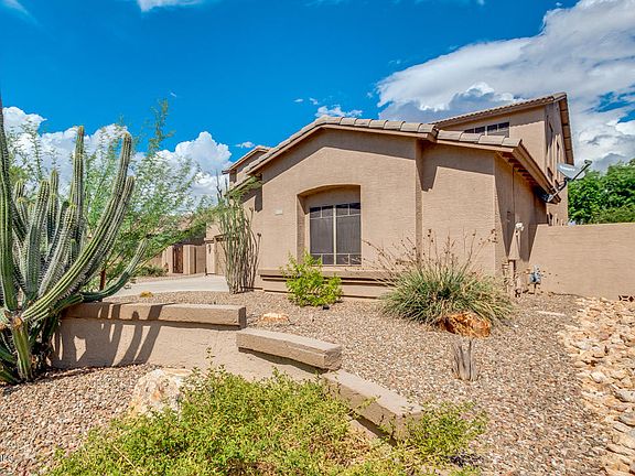 3rd image of 2213 S Valle Verde