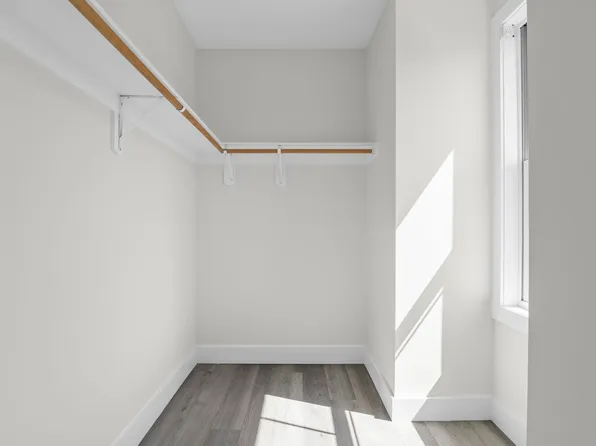 2021 Jones Road image 9 of 14