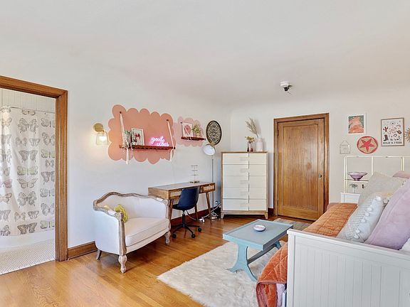 5th image of 301 N Tacoma Ave Unit 406