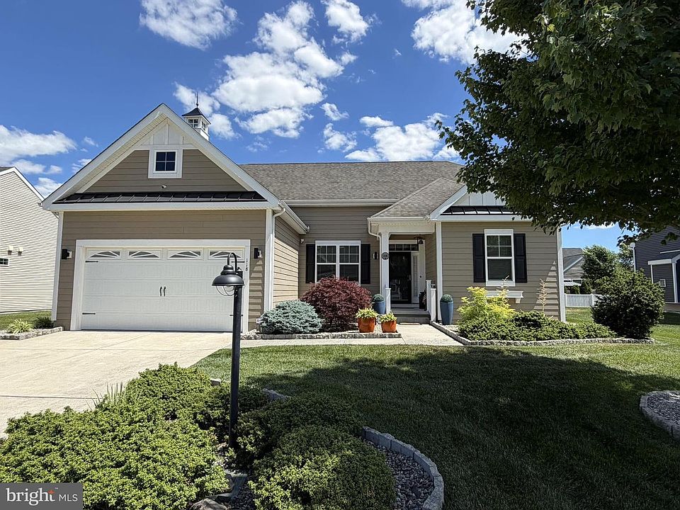 1st image of 118 Oysterman Dr