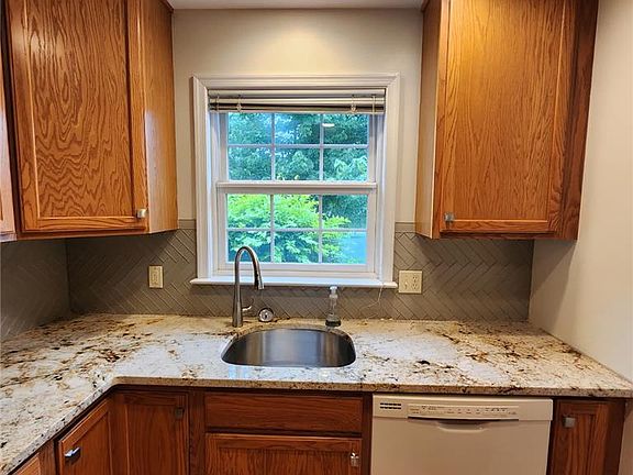 3rd image of 2740 Upstream Farm Rd