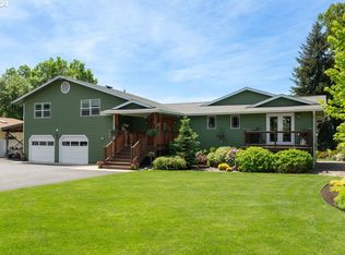 1658 Del Rio Rd, Roseburg, OR 97471